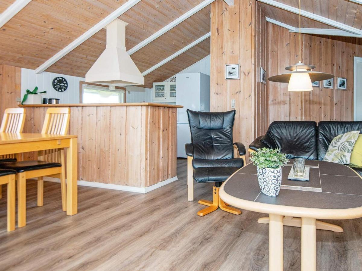 6 Person Holiday Home In R M Bolilmark Exterior photo